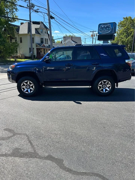 2018 Toyota 4Runner 5th Gen - Image 3 of 16