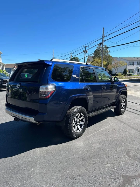 2018 Toyota 4Runner 5th Gen - Image 5 of 16