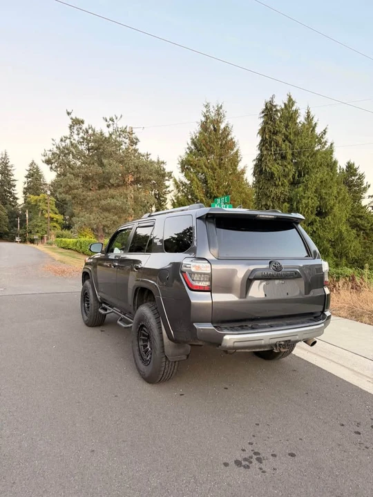 2018 Toyota 4Runner 5th Gen - Image 4 of 13