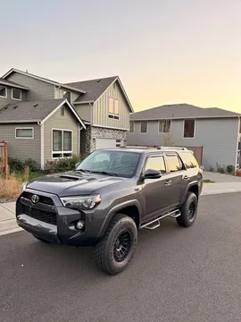 2018 Toyota 4Runner TRD Off-Road Premium