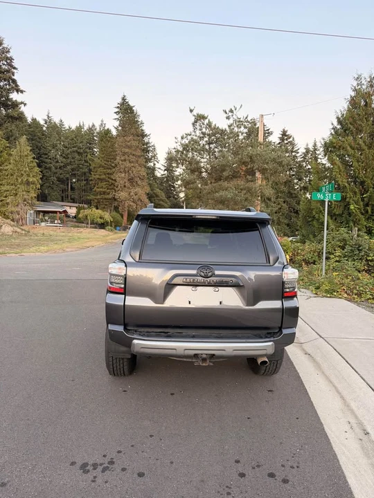 2018 Toyota 4Runner 5th Gen - Image 5 of 13