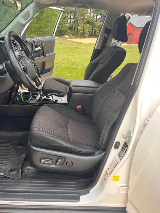 2018 Toyota 4Runner 5th Gen - Image 18 of 20