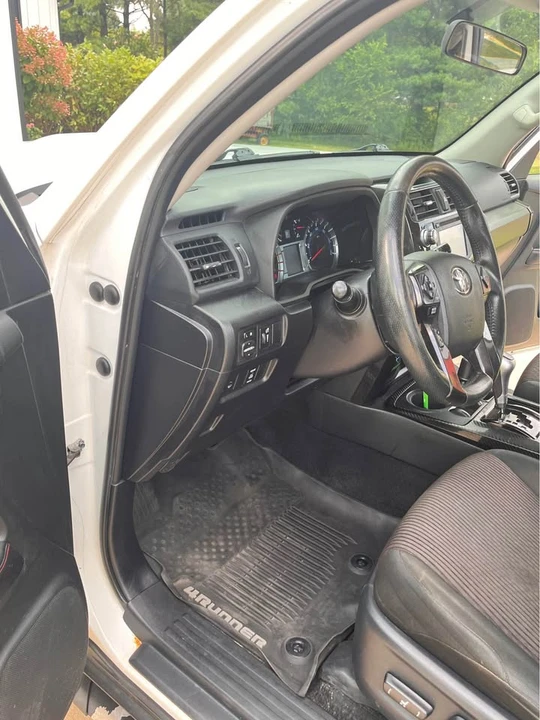 2018 Toyota 4Runner 5th Gen - Image 17 of 20
