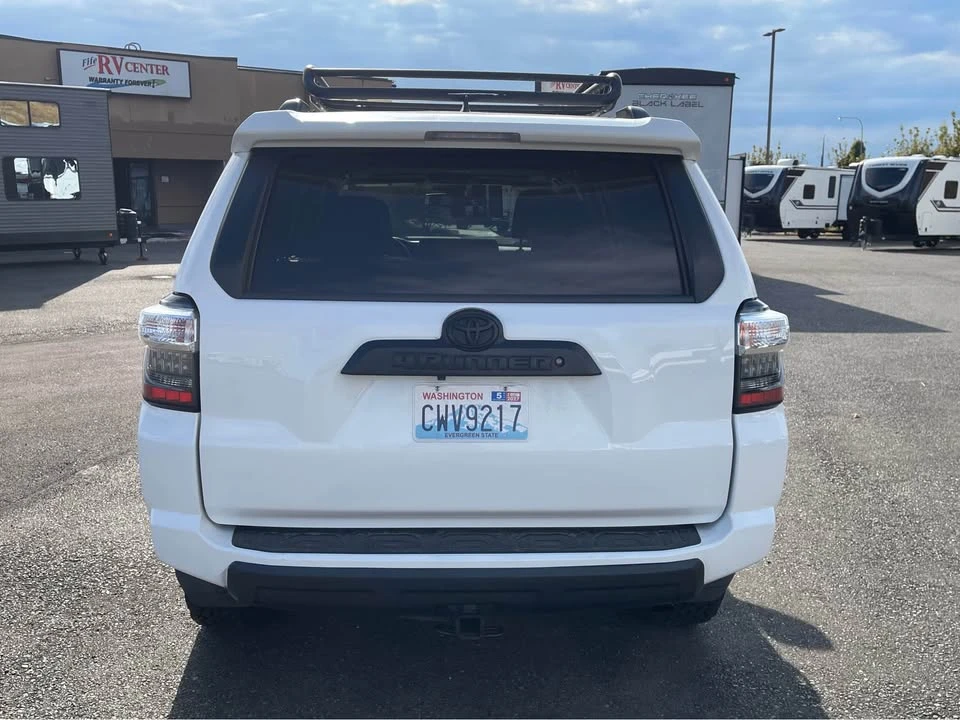 2018 Toyota 4Runner 5th Gen - Image 10 of 14