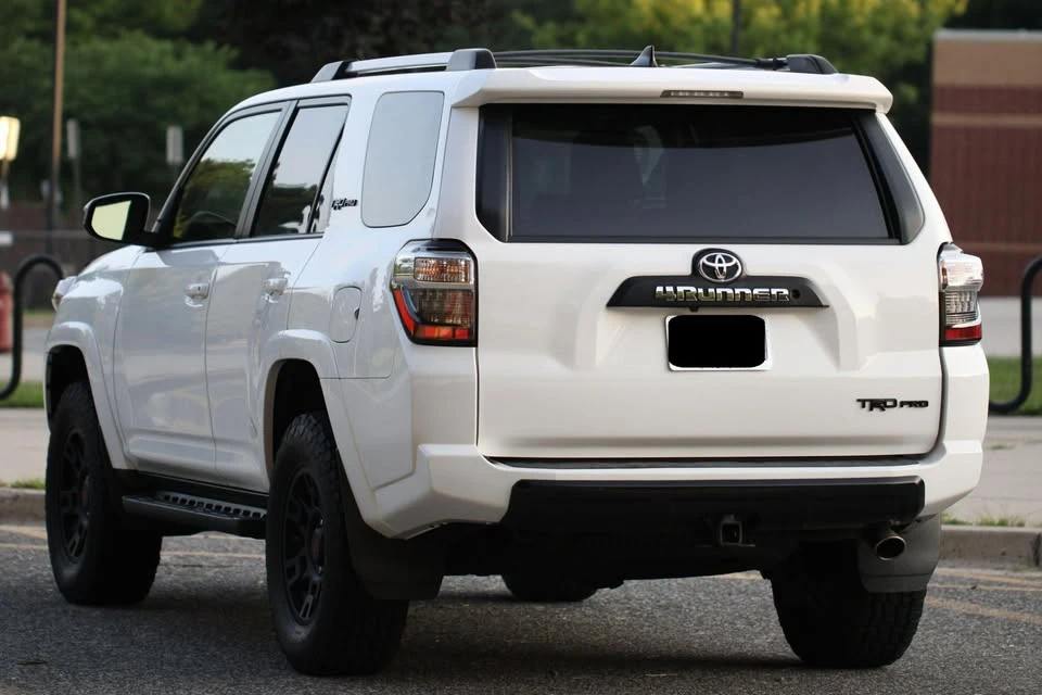 2018 Toyota 4Runner 5th Gen - Image 2 of 3