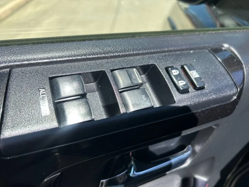 2018 Toyota 4Runner 5th Gen - Image 13 of 19