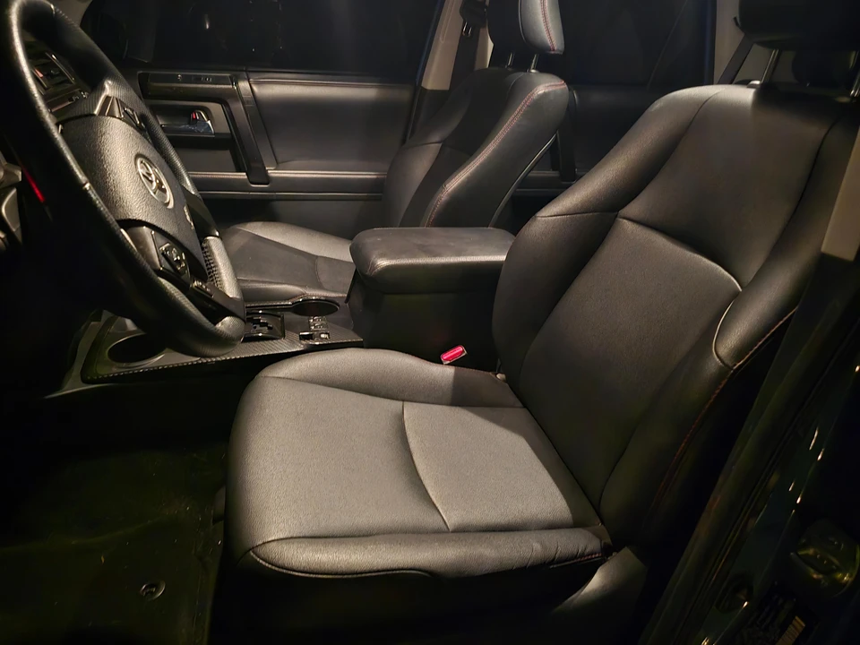 2018 Toyota 4Runner 5th Gen - Image 30 of 31