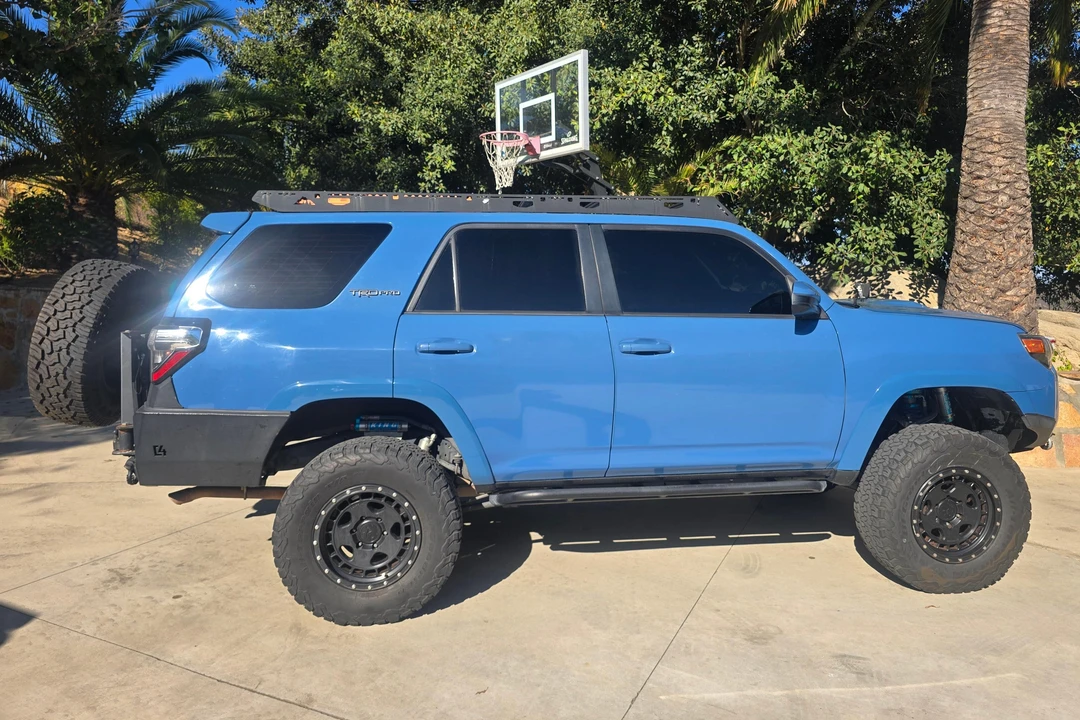 2018 Toyota 4Runner 5th Gen - Image 3 of 31