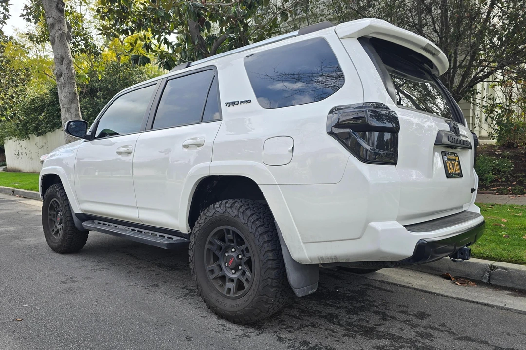 2018 Toyota 4Runner 5th Gen - Image 3 of 31