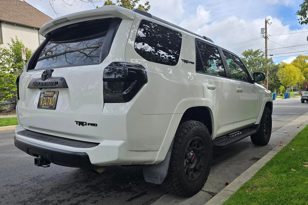 2018 Toyota 4Runner 5th Gen - Image 4 of 31
