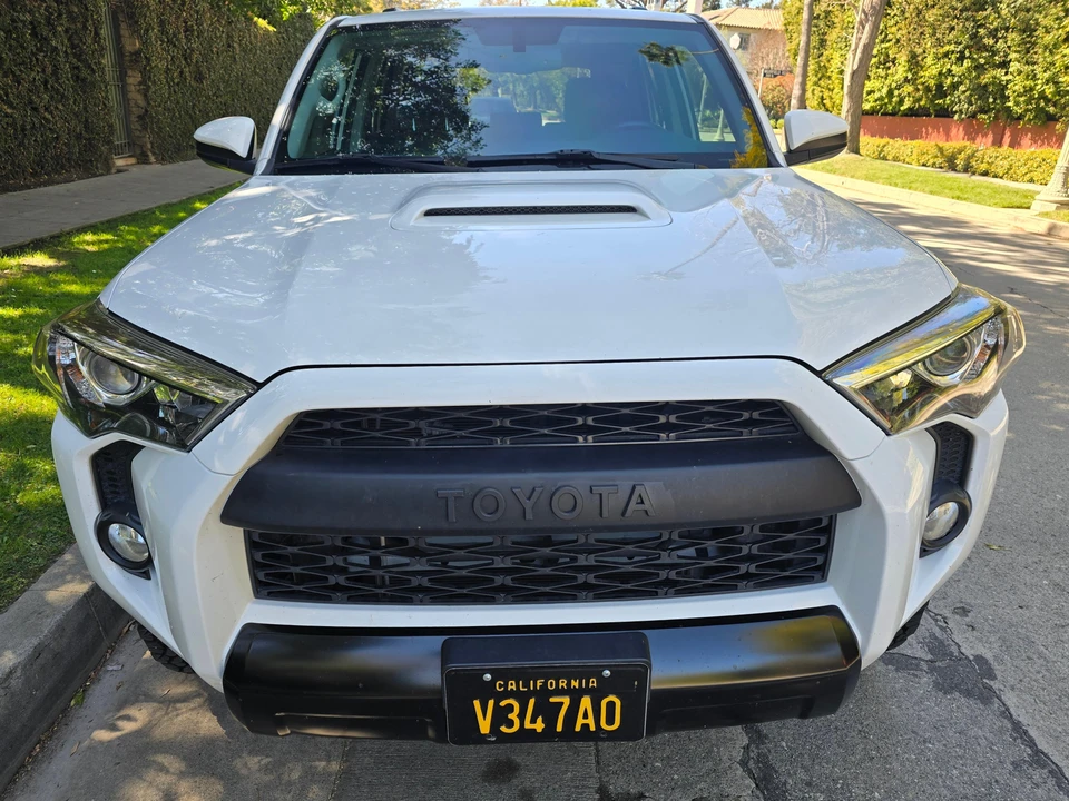 2018 Toyota 4Runner 5th Gen - Image 6 of 31