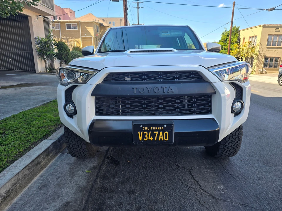 2018 Toyota 4Runner 5th Gen - Image 9 of 31