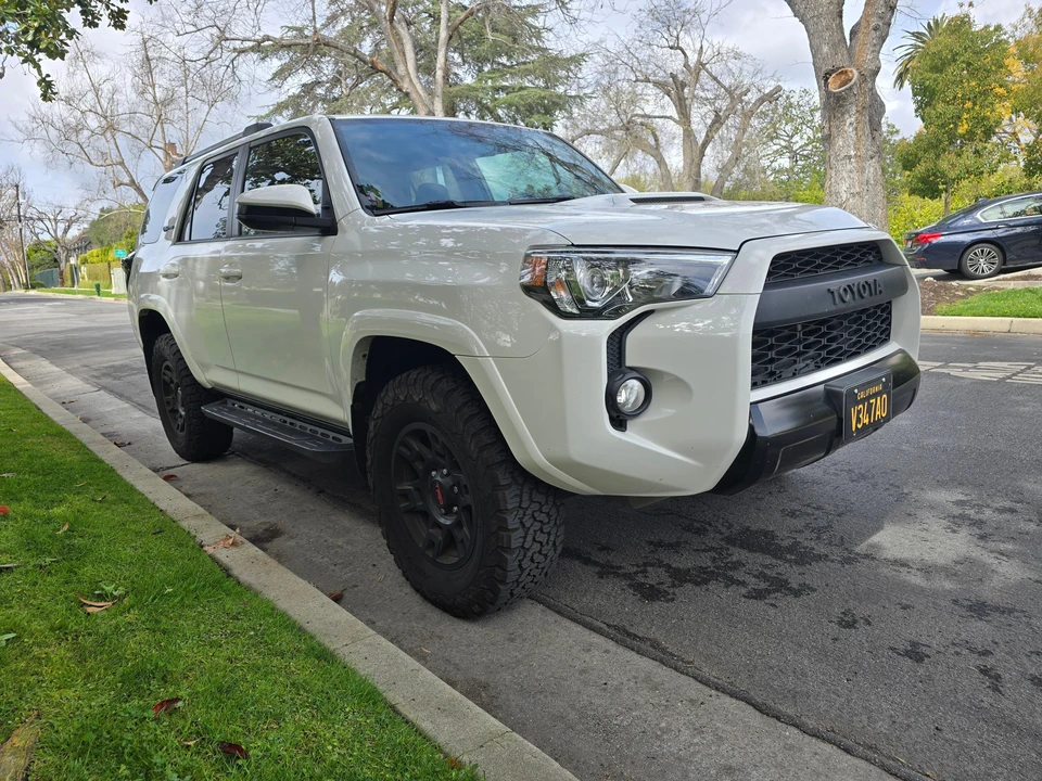 2018 Toyota 4Runner 5th Gen - Image 26 of 31