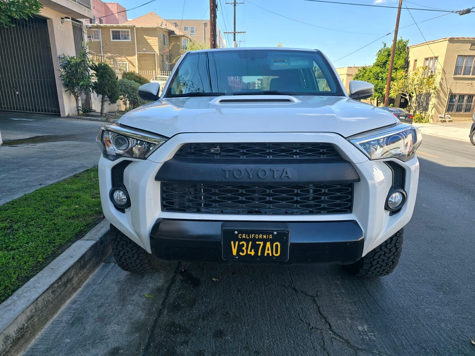 2018 Toyota 4Runner 5th Gen - Image 8 of 31