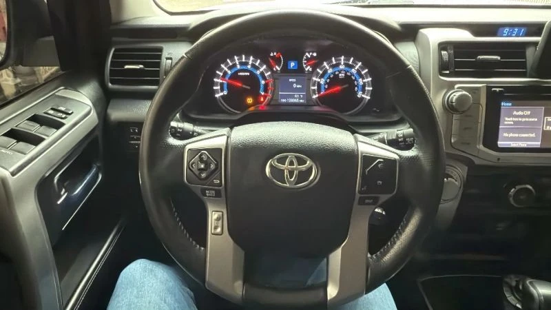 2018 Toyota 4Runner 5th Gen - Image 10 of 12
