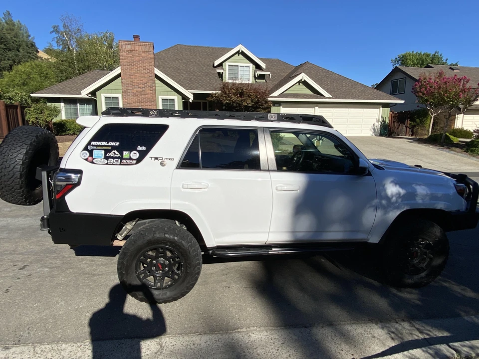 2018 Toyota 4Runner 5th Gen - Image 21 of 31