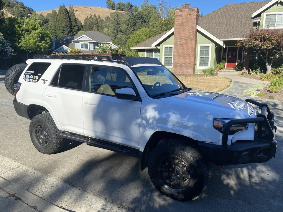 2018 Toyota 4Runner 5th Gen - Image 23 of 31