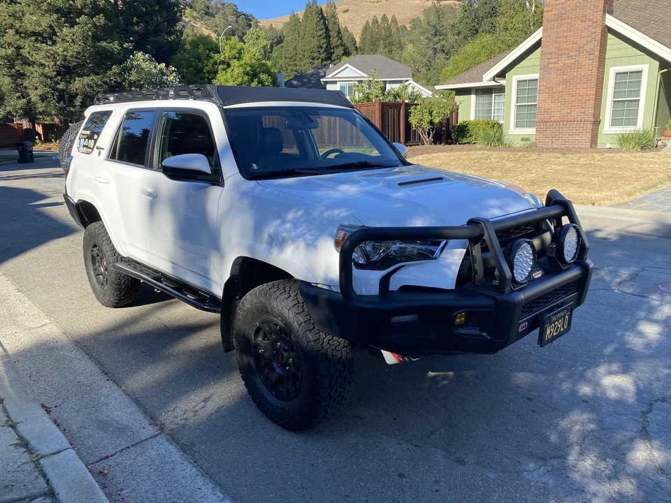 2018 Toyota 4Runner 5th Gen - Image 24 of 31