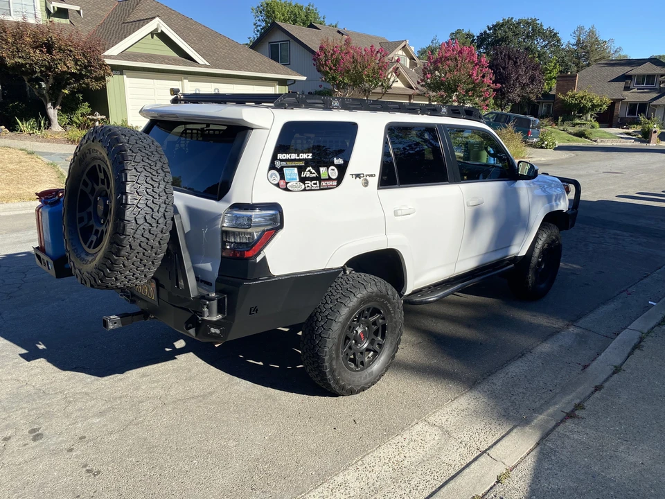 2018 Toyota 4Runner 5th Gen - Image 19 of 31