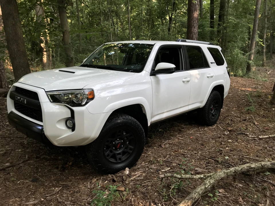 2018 Toyota 4Runner 5th Gen - Image 11 of 31