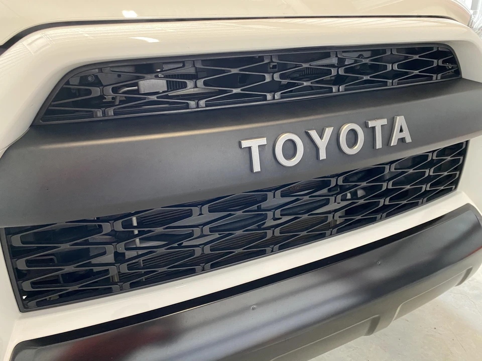 2018 Toyota 4Runner 5th Gen - Image 21 of 31