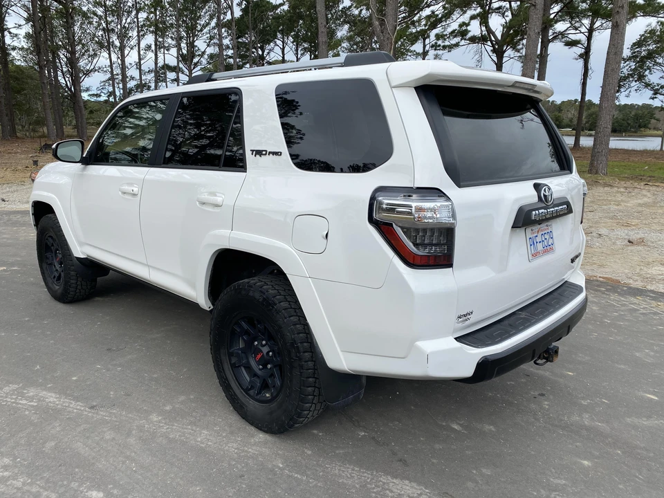 2018 Toyota 4Runner 5th Gen - Image 4 of 31