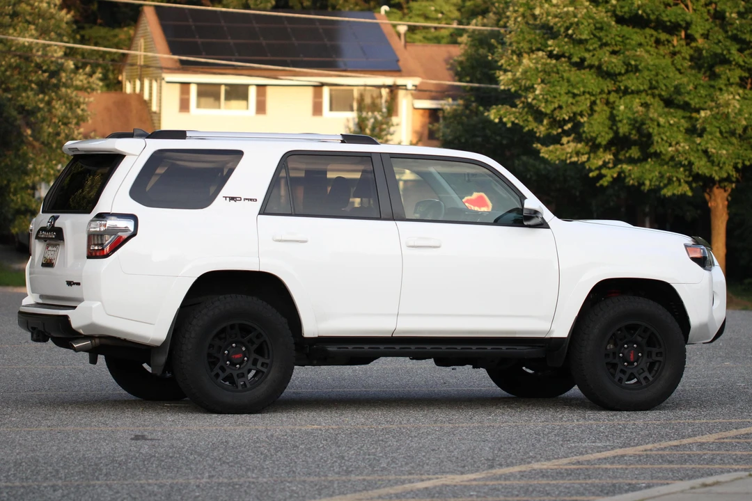 2018 Toyota 4Runner 5th Gen - Image 3 of 5