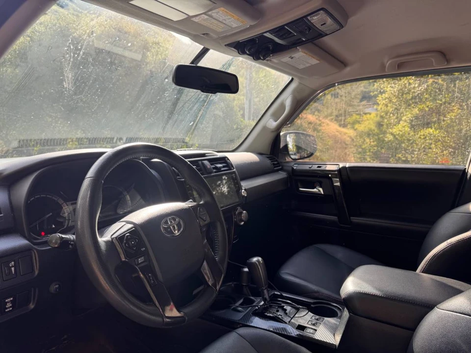 2018 Toyota 4Runner 5th Gen - Image 4 of 8