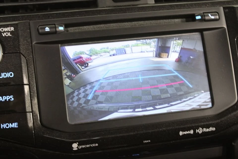 2018 Toyota 4Runner 5th Gen - Image 9 of 18