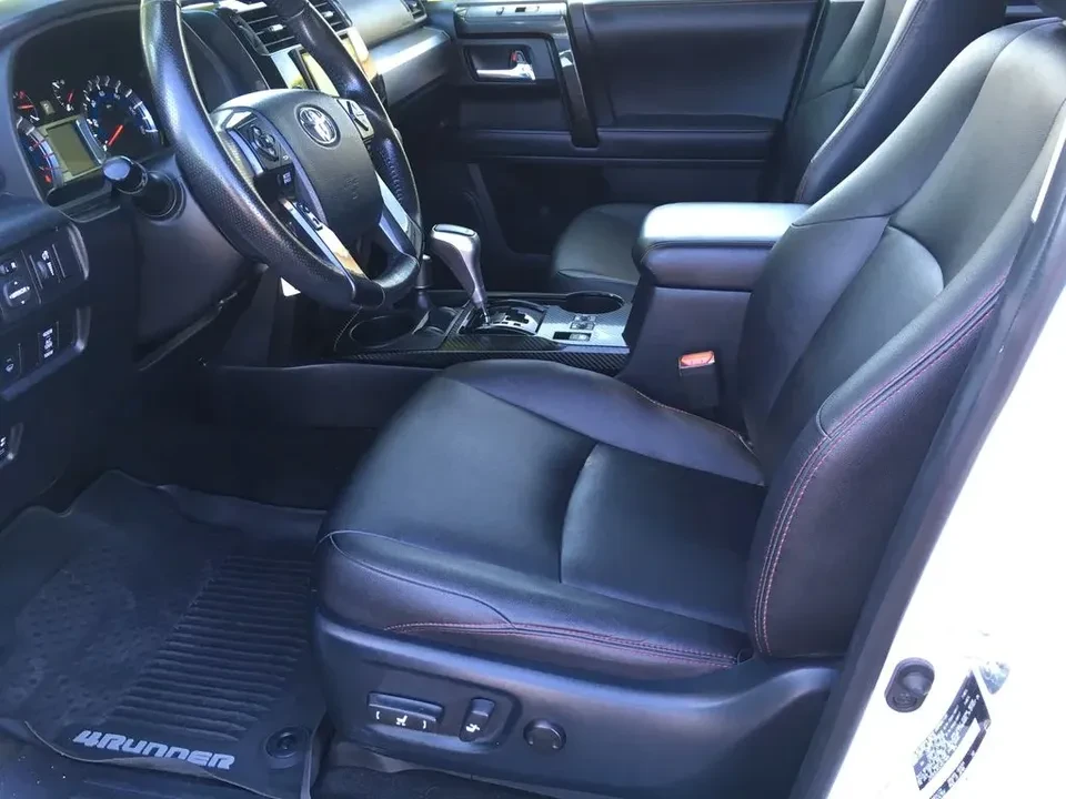 2018 Toyota 4Runner 5th Gen - Image 7 of 10