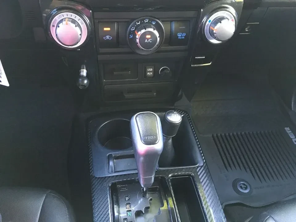 2018 Toyota 4Runner 5th Gen - Image 9 of 10