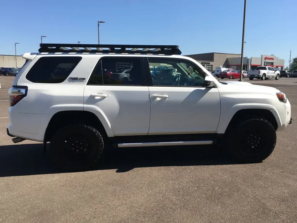 2018 Toyota 4Runner 5th Gen - Image 5 of 10