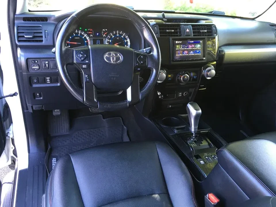 2018 Toyota 4Runner 5th Gen - Image 8 of 10