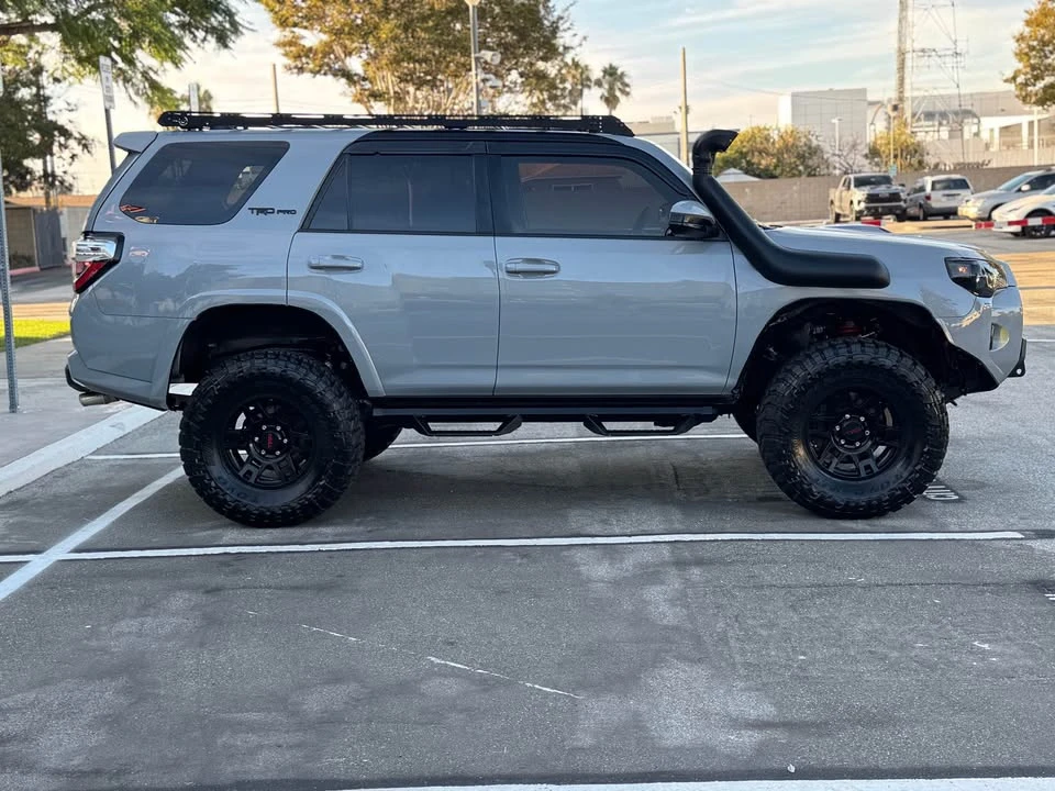 2018 Toyota 4Runner 5th Gen - Image 8 of 20