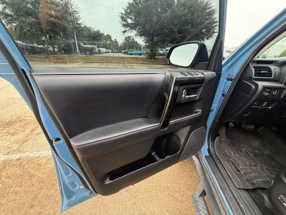 2018 Toyota 4Runner 5th Gen - Image 9 of 20