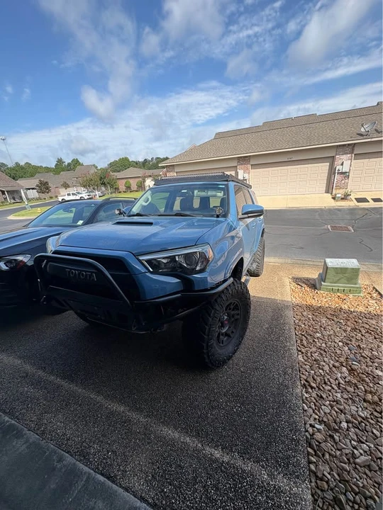 2018 Toyota 4Runner 5th Gen - Image 2 of 8