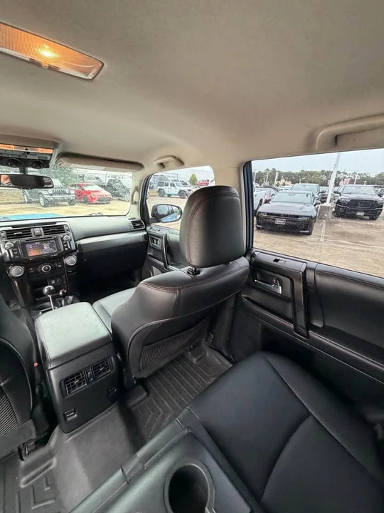 2018 Toyota 4Runner 5th Gen - Image 14 of 20
