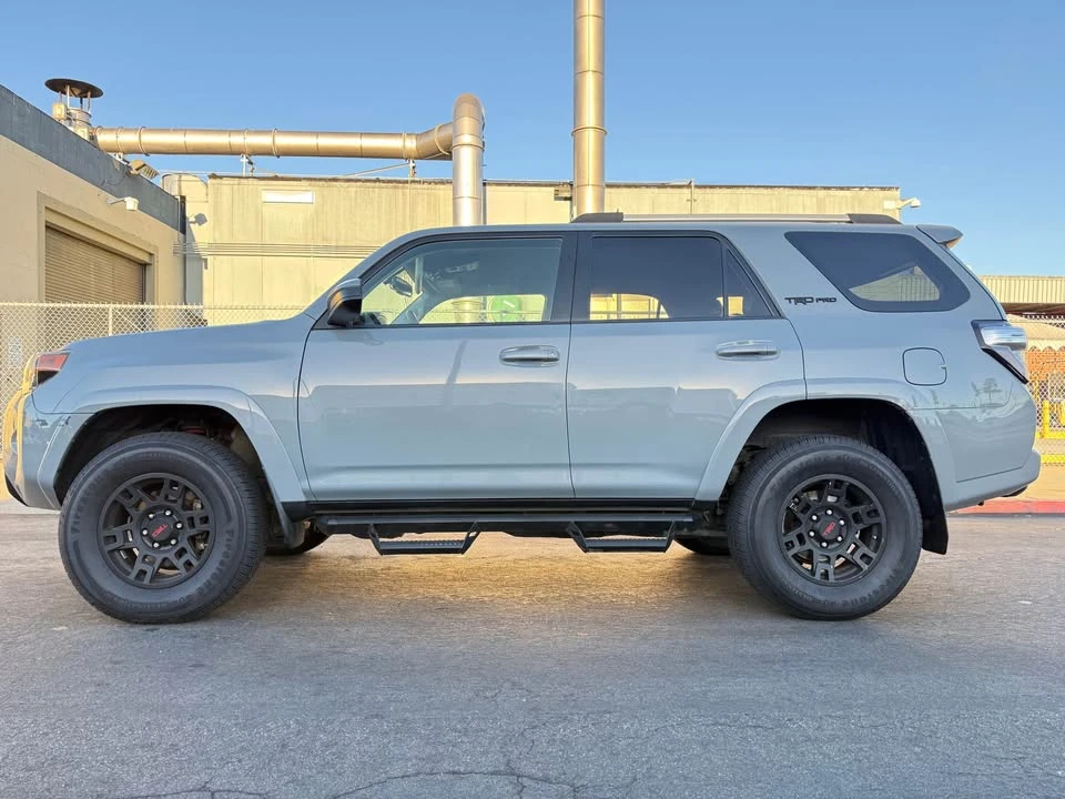 2018 Toyota 4Runner 5th Gen - Image 3 of 19