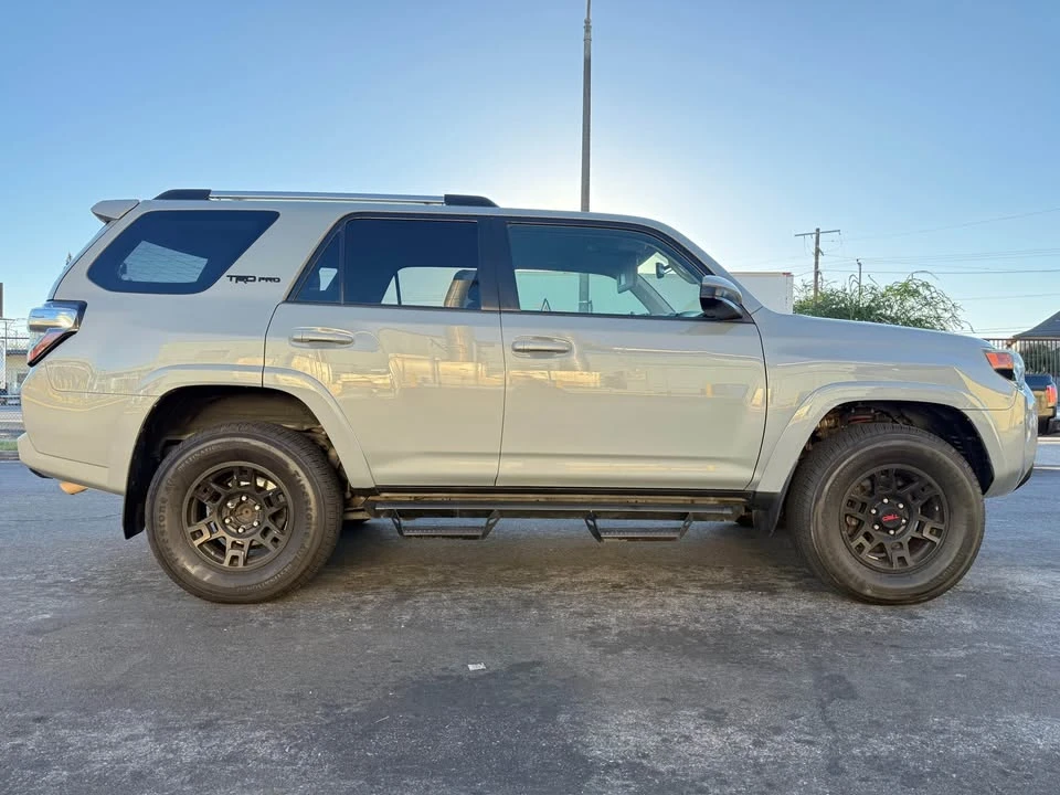 2018 Toyota 4Runner 5th Gen - Image 5 of 19