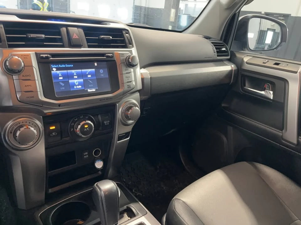 2018 Toyota 4Runner 5th Gen - Image 4 of 10