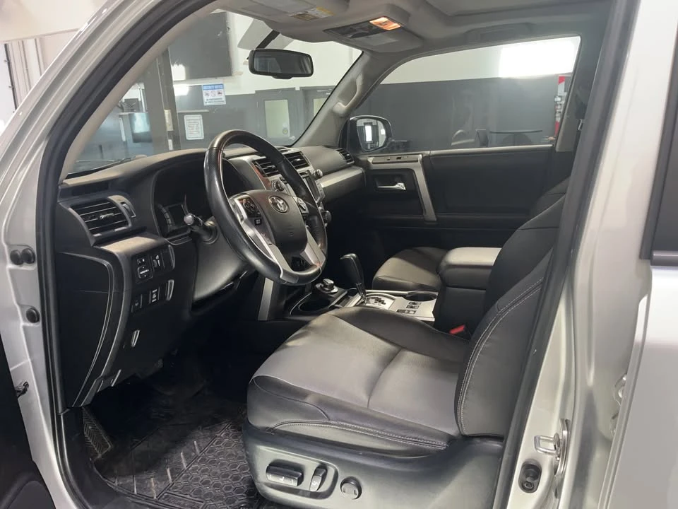 2018 Toyota 4Runner 5th Gen - Image 6 of 10