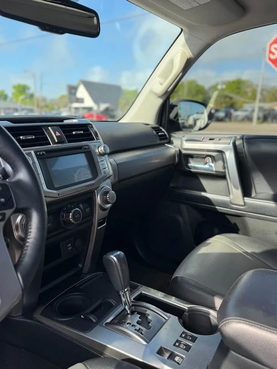 2018 Toyota 4Runner 5th Gen - Image 11 of 13
