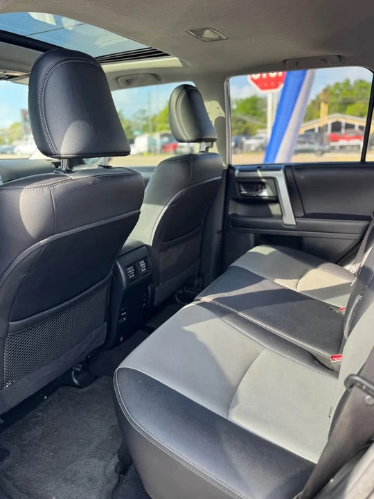 2018 Toyota 4Runner 5th Gen - Image 9 of 13