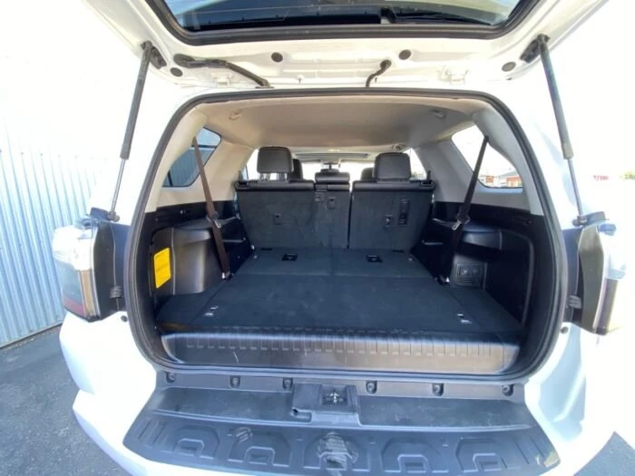 2018 Toyota 4Runner 5th Gen - Image 8 of 15