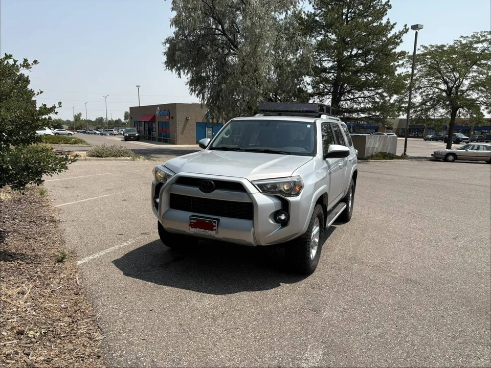2018 Toyota 4Runner 5th Gen - Image 2 of 10
