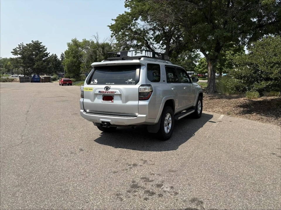 2018 Toyota 4Runner 5th Gen - Image 4 of 10