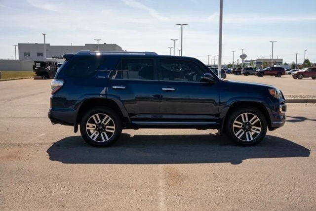 2018 Toyota 4Runner 5th Gen - Image 10 of 10