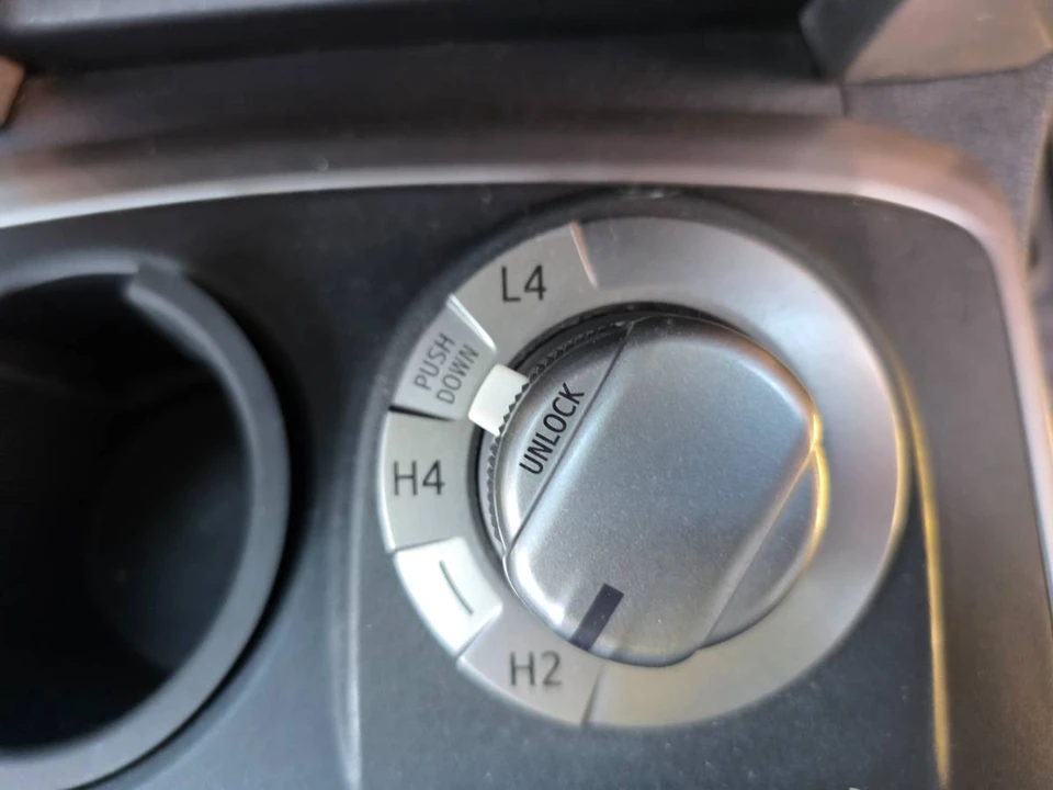2018 Toyota 4Runner 5th Gen - Image 7 of 12