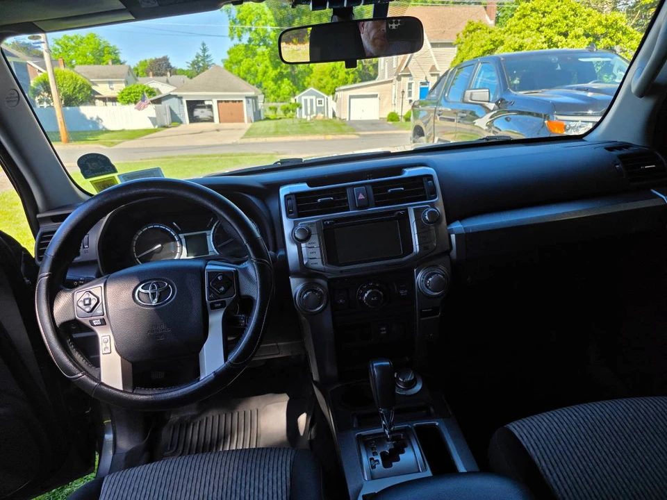 2018 Toyota 4Runner 5th Gen - Image 12 of 12