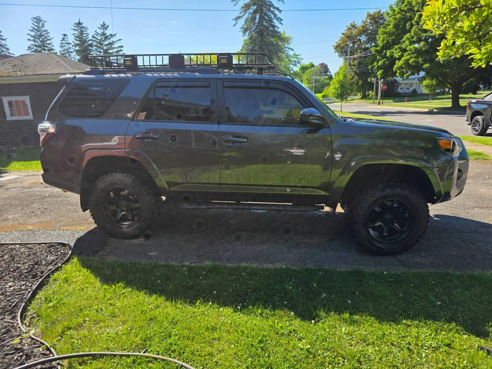 2018 Toyota 4Runner 5th Gen - Image 5 of 12